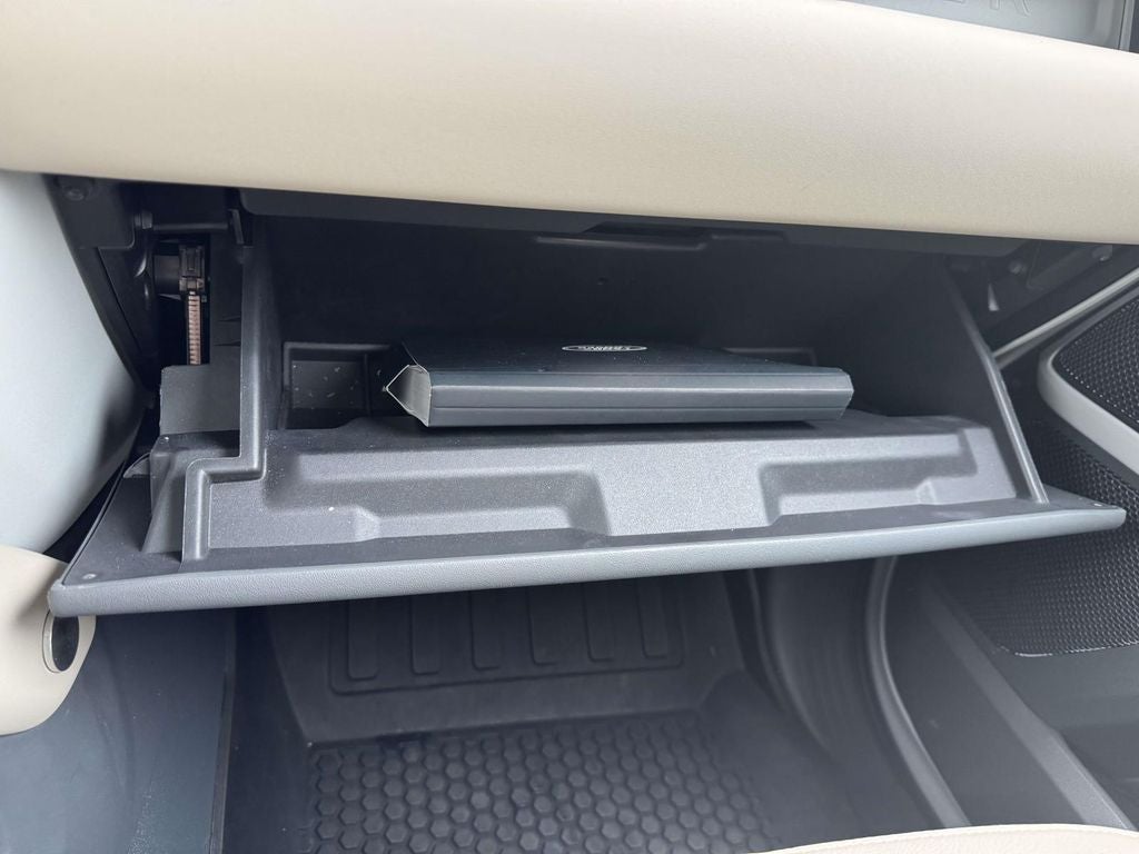 2024 Land Rover Defender 110 S