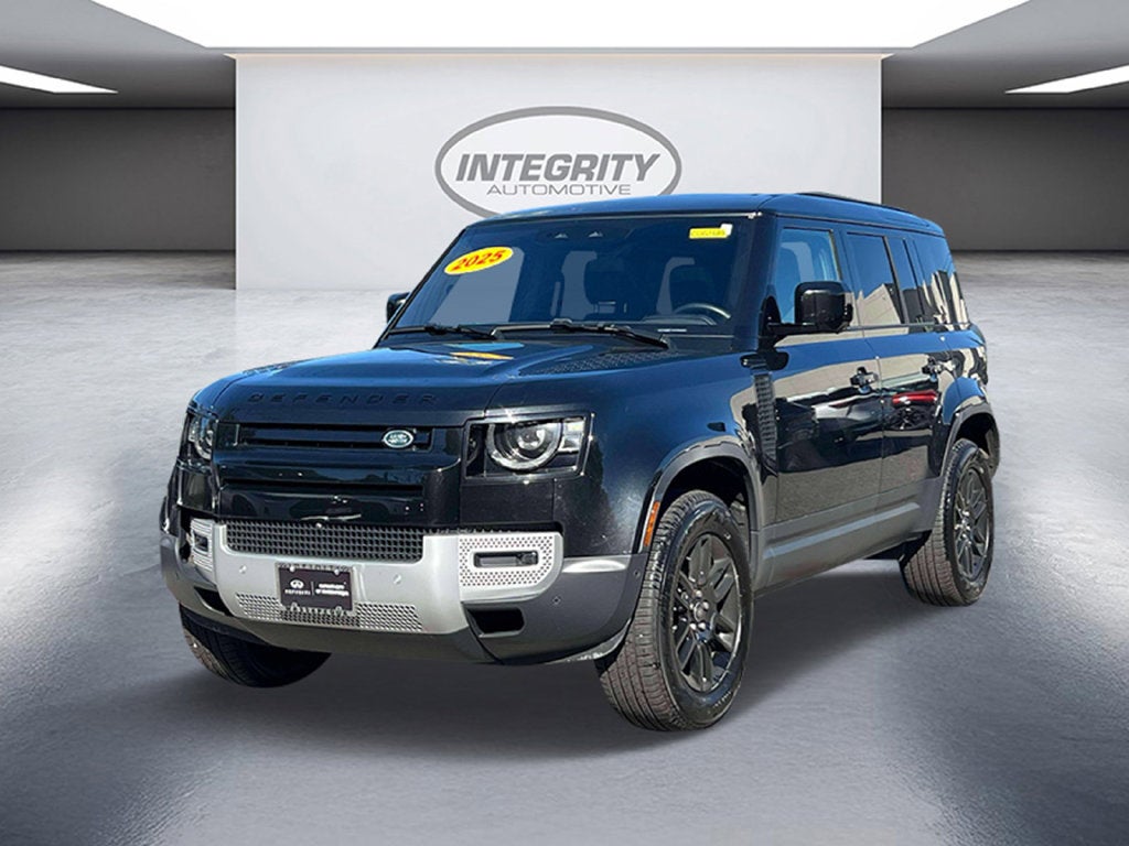 2025 Land Rover Defender 110 S