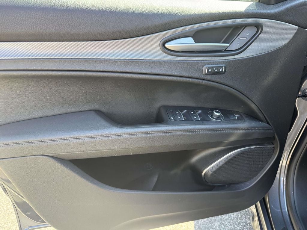 2023 Alfa Romeo Stelvio Veloce
