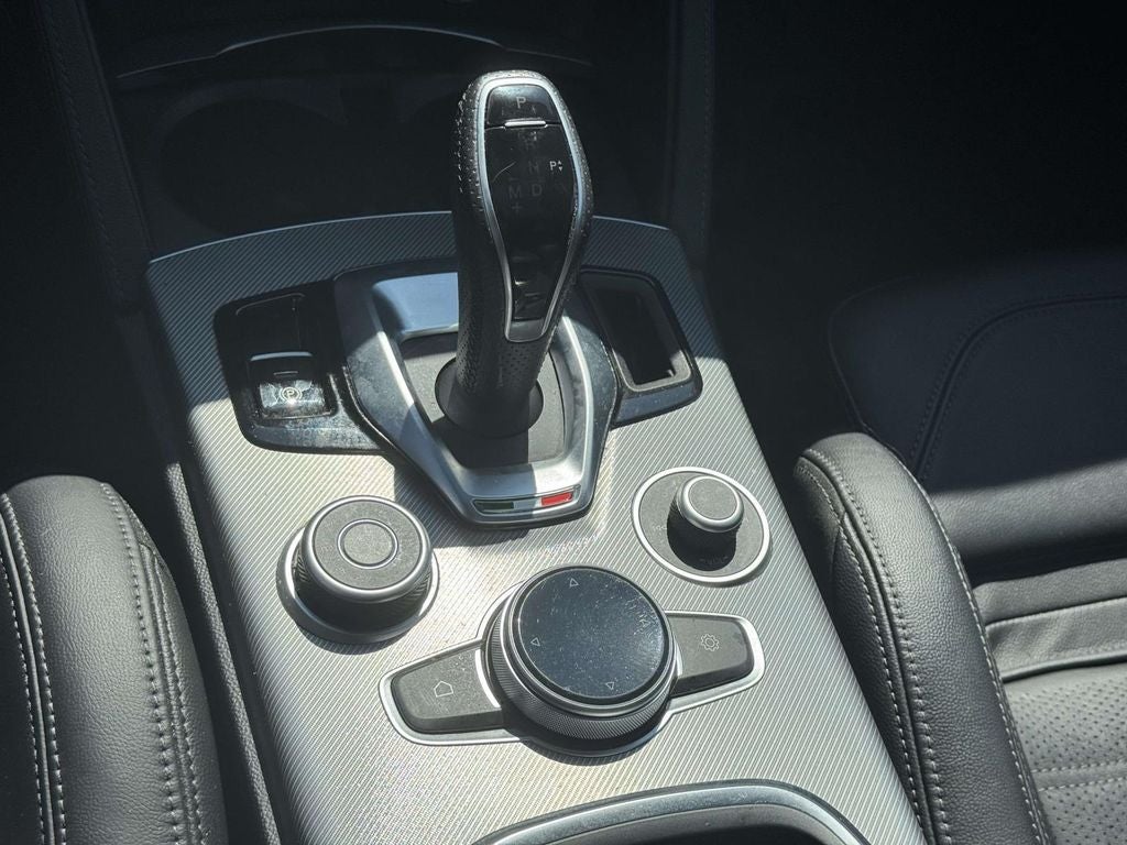 2023 Alfa Romeo Stelvio Veloce