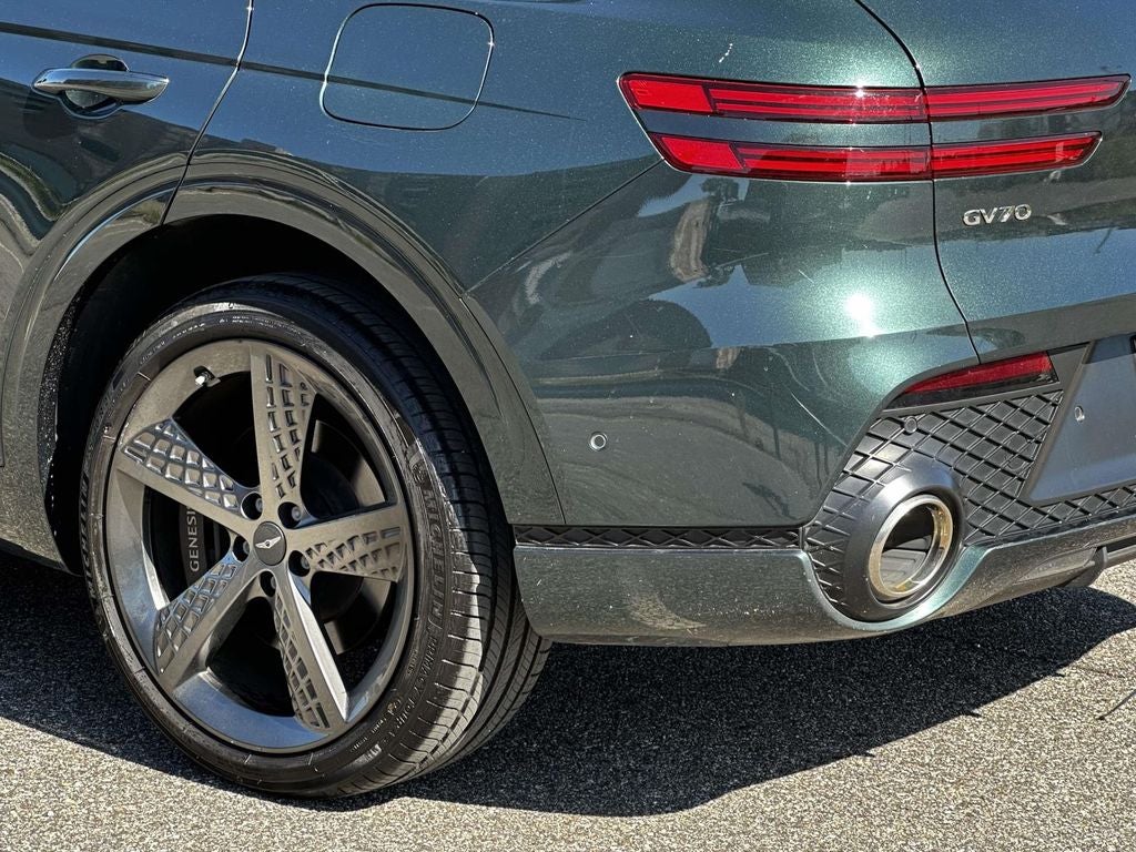 2024 Genesis GV70 2.5T