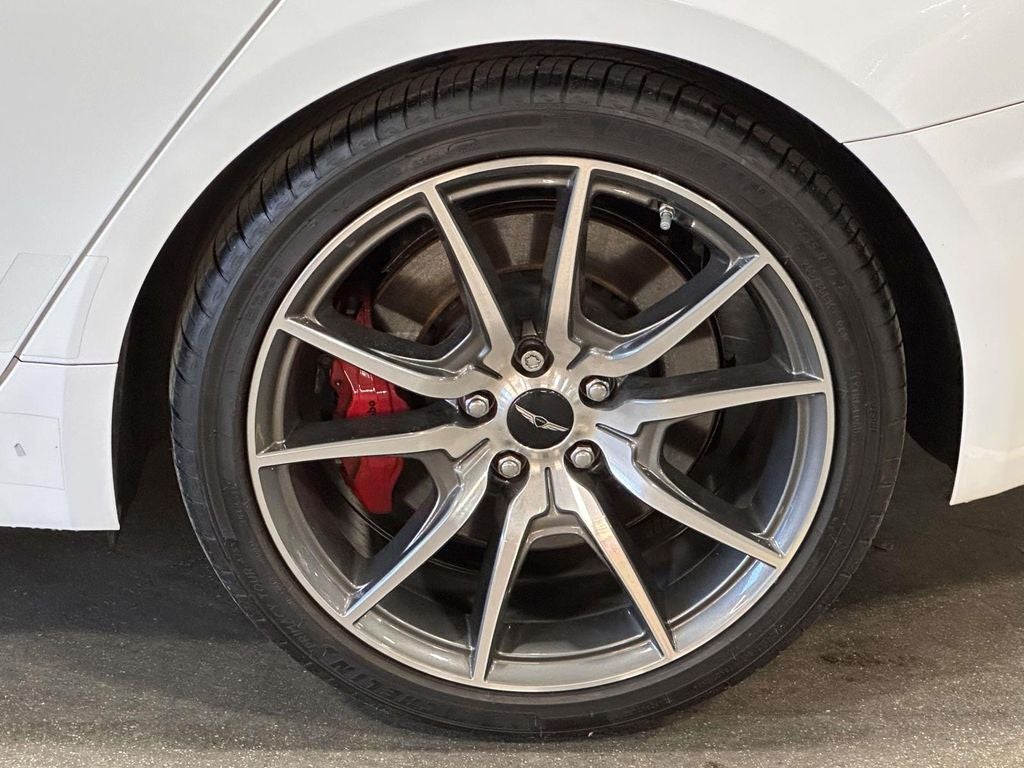 2025 Genesis G70 2.5T