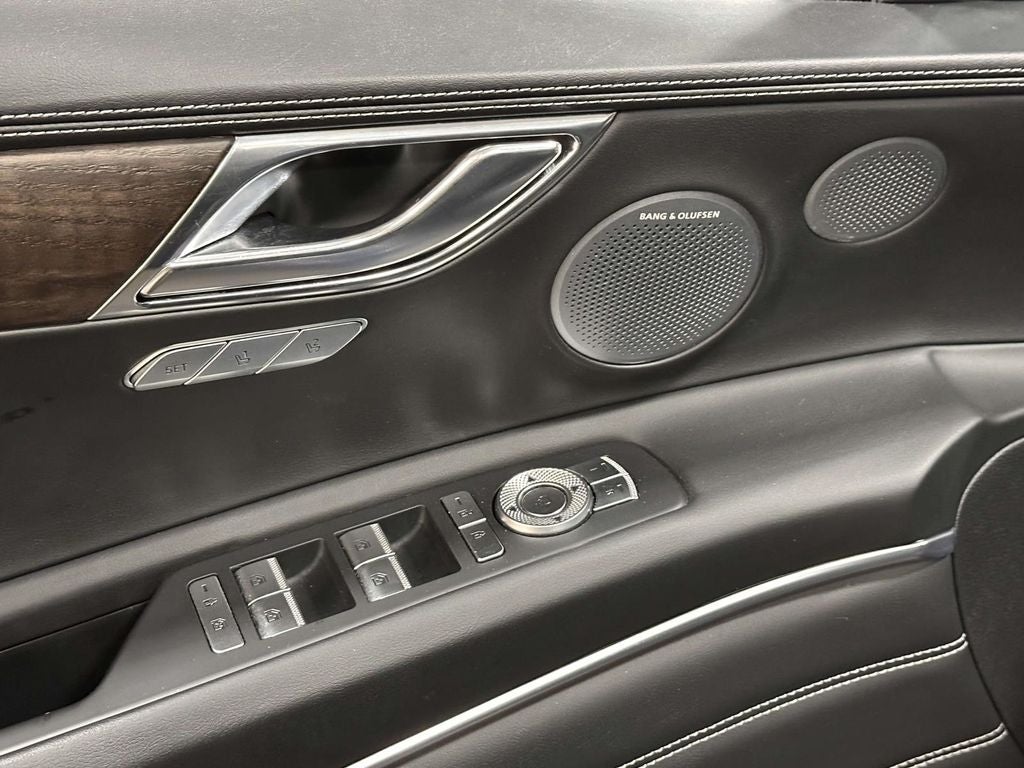 2025 Genesis GV80 2.5T Prestige