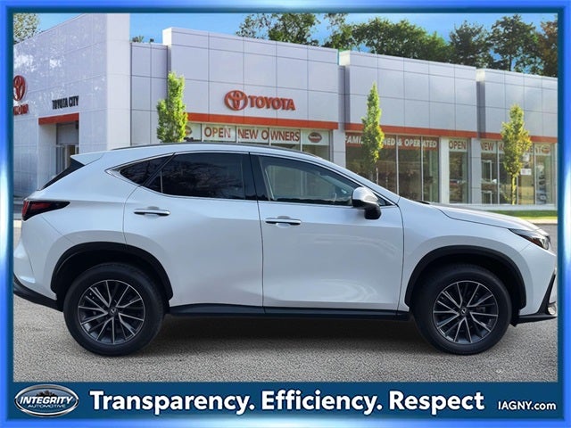 2022 Lexus NX 350h Premium