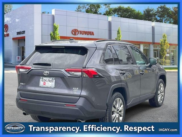 2023 Toyota RAV4 XLE Premium