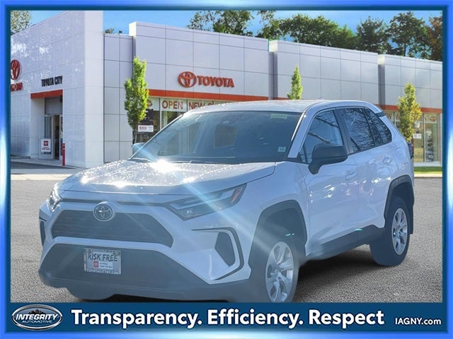 2023 Toyota RAV4 LE