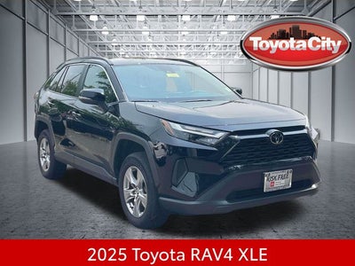 2025 Toyota RAV4 XLE