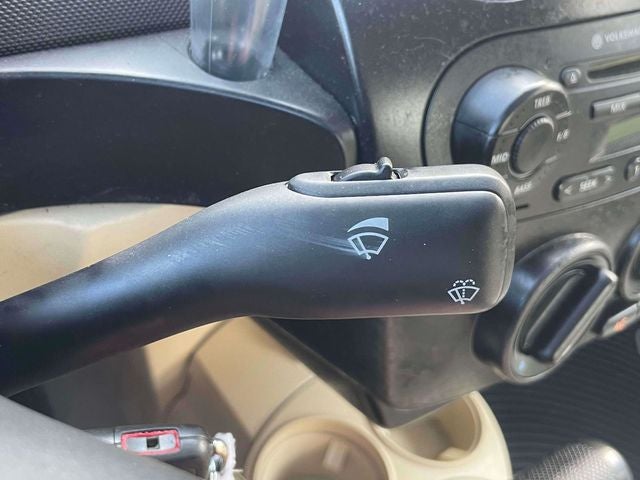 2005 Volkswagen Beetle GLS