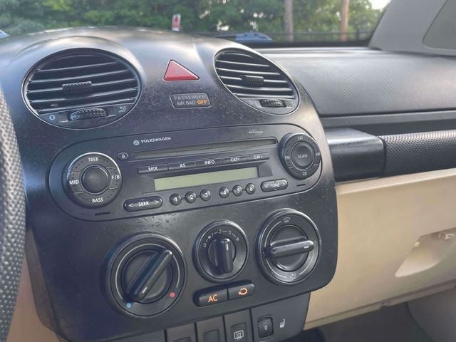 2005 Volkswagen Beetle GLS