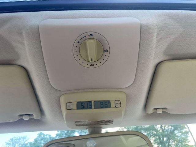 2005 Volkswagen Beetle GLS
