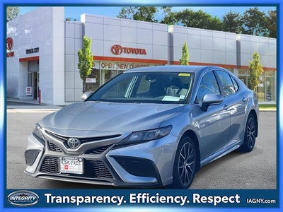 2024 Toyota Camry SE