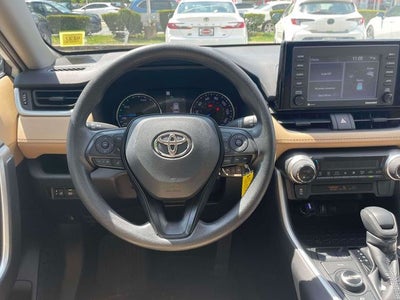 2022 Toyota RAV4 Hybrid LE