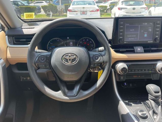 2022 Toyota RAV4 Hybrid LE