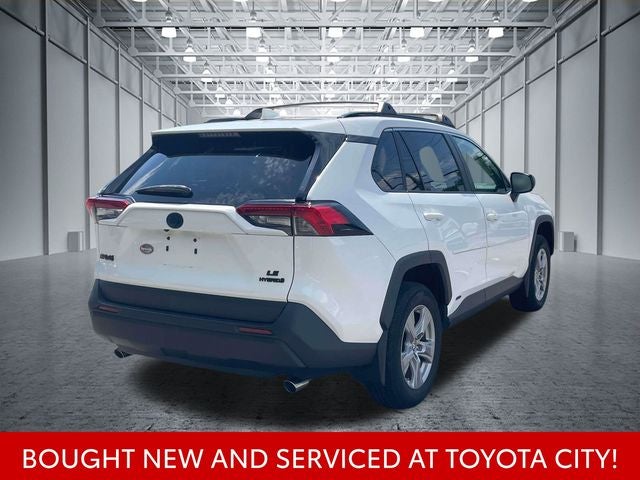 2022 Toyota RAV4 Hybrid LE