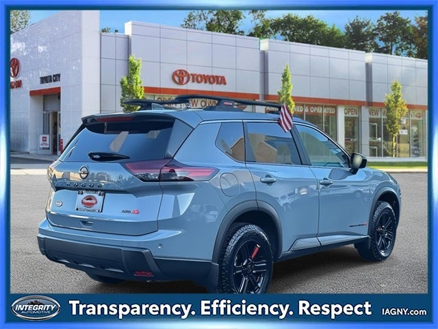2025 Nissan Rogue Rock Creek