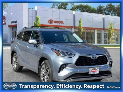2021 Toyota Highlander Hybrid Platinum