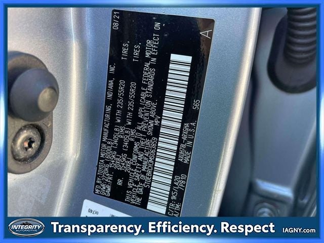 2021 Toyota Highlander Hybrid Platinum