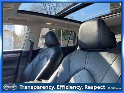 2021 Toyota Highlander Hybrid Platinum
