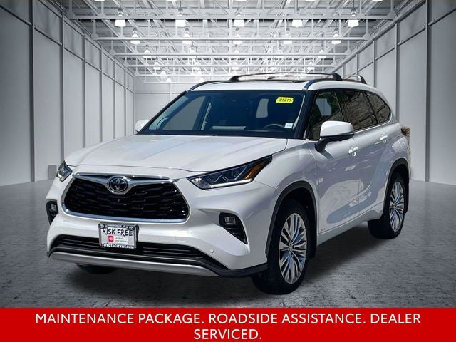 2025 Toyota Highlander Hybrid Platinum