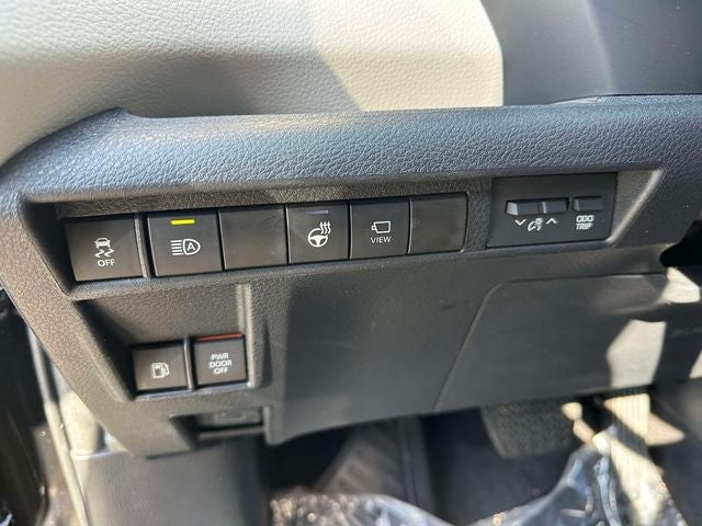 2023 Toyota Sienna Platinum 7 Passenger