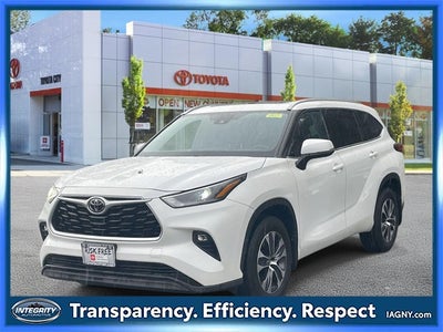 2022 Toyota Highlander XLE