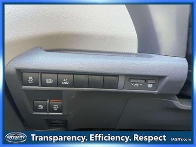 2024 Toyota Sienna XLE 7 Passenger