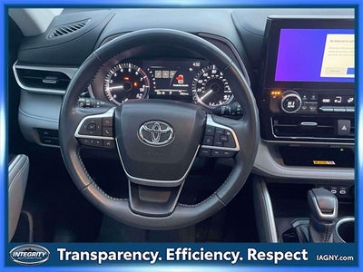 2023 Toyota Highlander XLE