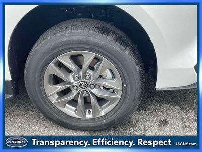 2026 Toyota Sienna Mobility LE 8 Passenger