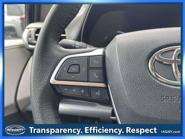 2023 Toyota Sienna XLE 8 Passenger