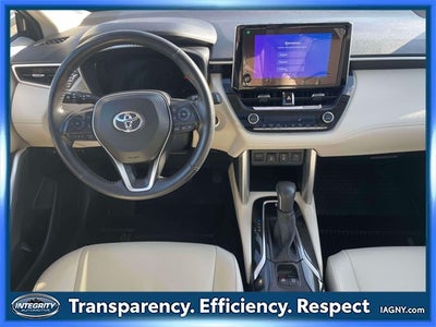 2023 Toyota Corolla Cross XLE