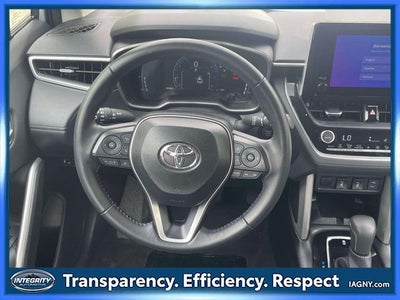 2025 Toyota Corolla Cross XLE