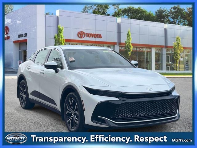 2023 Toyota Crown XLE AWD