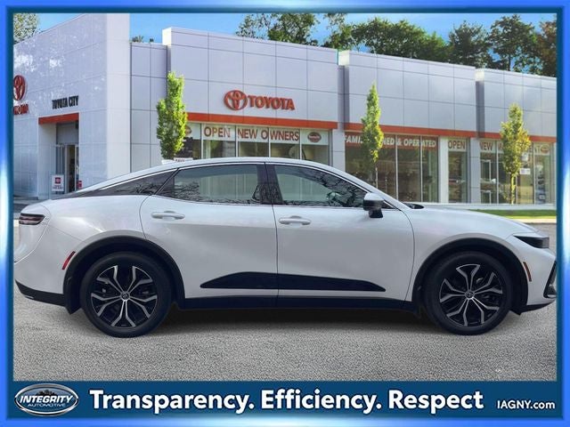 2023 Toyota Crown XLE AWD