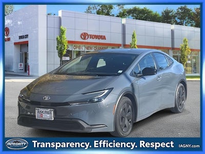 2024 Toyota Prius LE