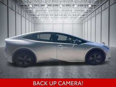 2025 Toyota Prius Plug-In Hybrid SE