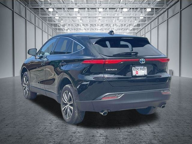 2023 Toyota Venza LE
