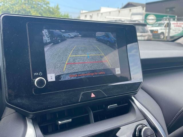 2023 Toyota Venza LE