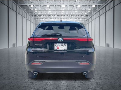 2023 Toyota Venza LE