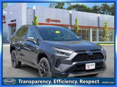 2023 Toyota RAV4 Hybrid SE