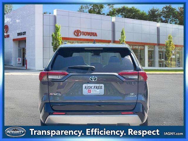 2023 Toyota RAV4 Hybrid SE