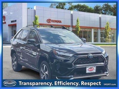 2022 Toyota RAV4 Prime SE