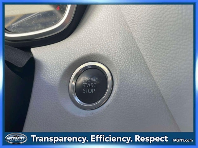 2023 Toyota Corolla Hatchback SE