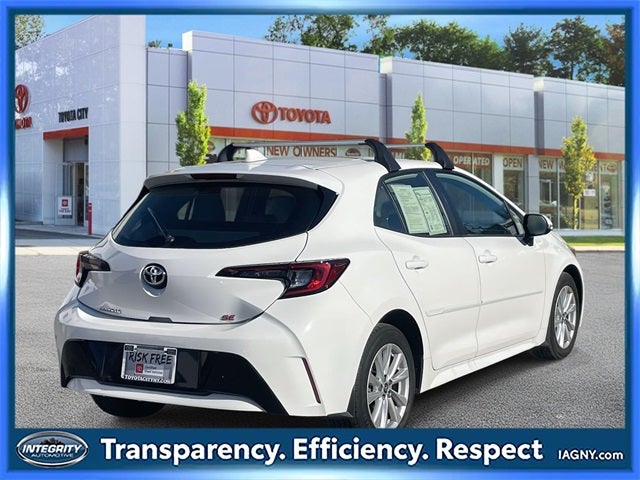 2023 Toyota Corolla Hatchback SE