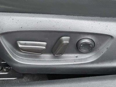 2018 Toyota Camry Hybrid XLE