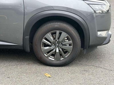 2024 Nissan Pathfinder S