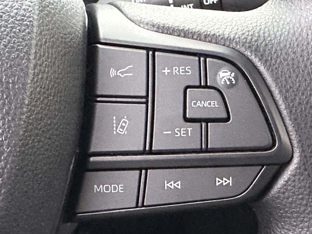 2026 Toyota Sienna LE 8 Passenger