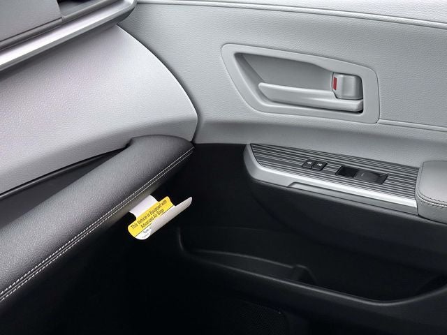 2026 Toyota Sienna Mobility LE 8 Passenger