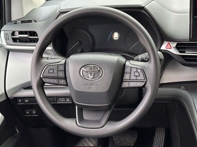 2025 Toyota Sienna Mobility LE 8 Passenger