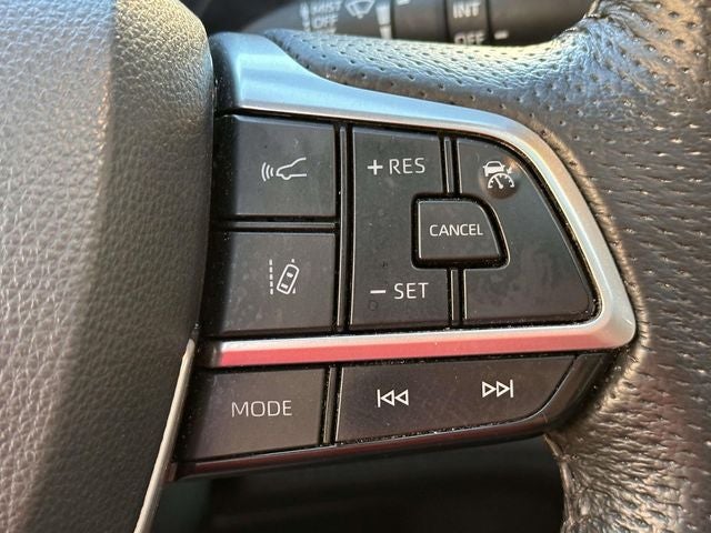 2022 Toyota Sienna Limited 7 Passenger