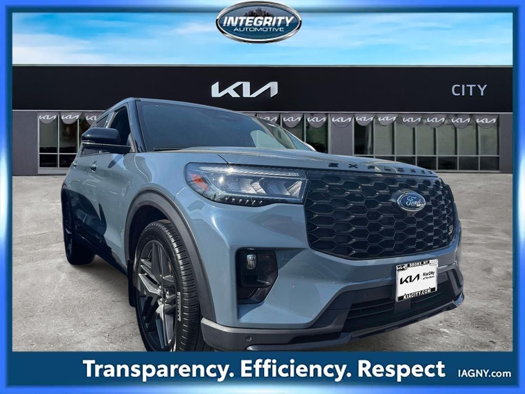 2025 Ford Explorer ST